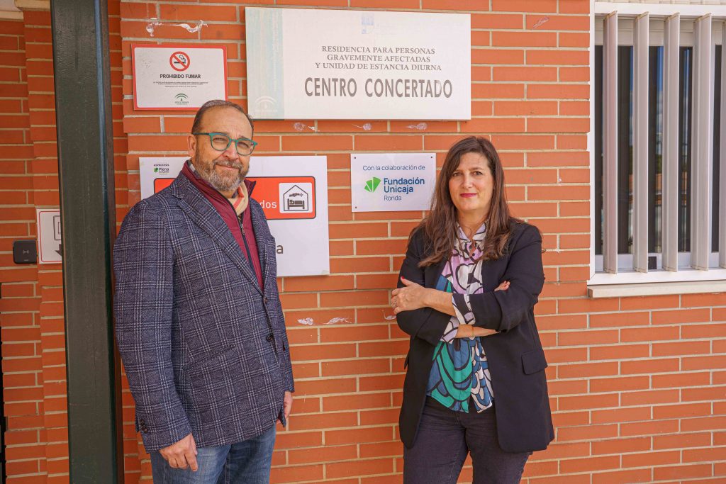 Fundación Unicaja Ronda respalda el proyecto de mejora del bienestar y confortabilidadde Asprodisis
